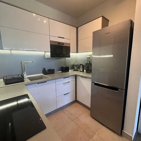 Lelle Apartamento *