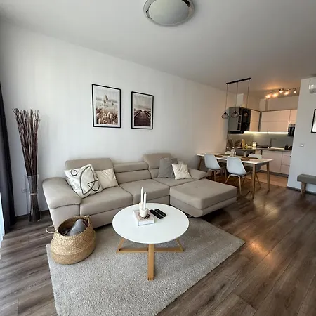 Lelle Apartmán